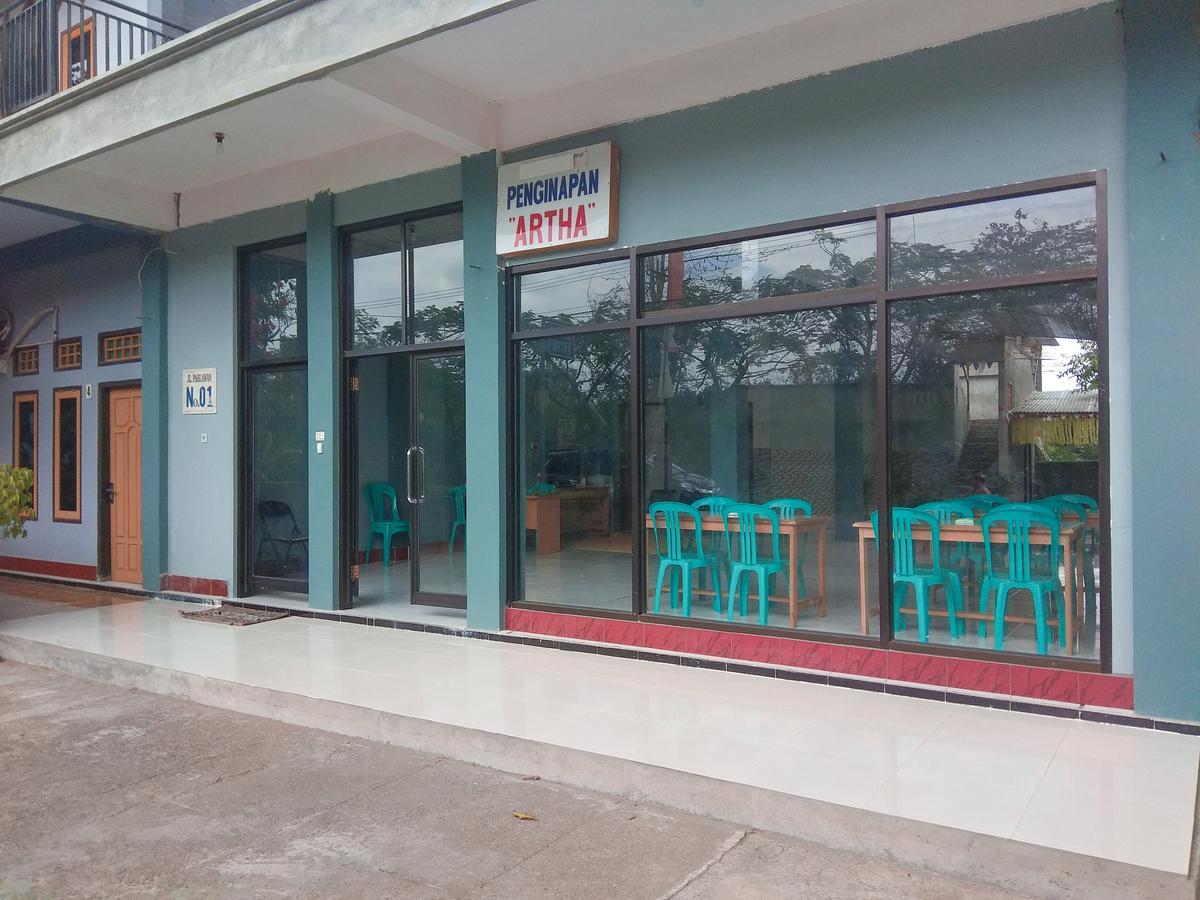 Penginapan Artha Praya Exterior photo